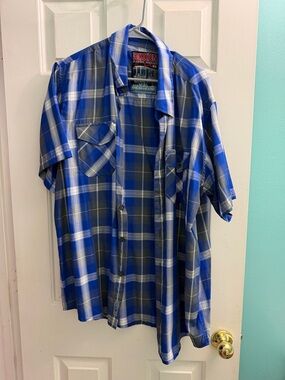 DIXXON Blue and White Plaid Short-Sleeve Button-Down Shirt
